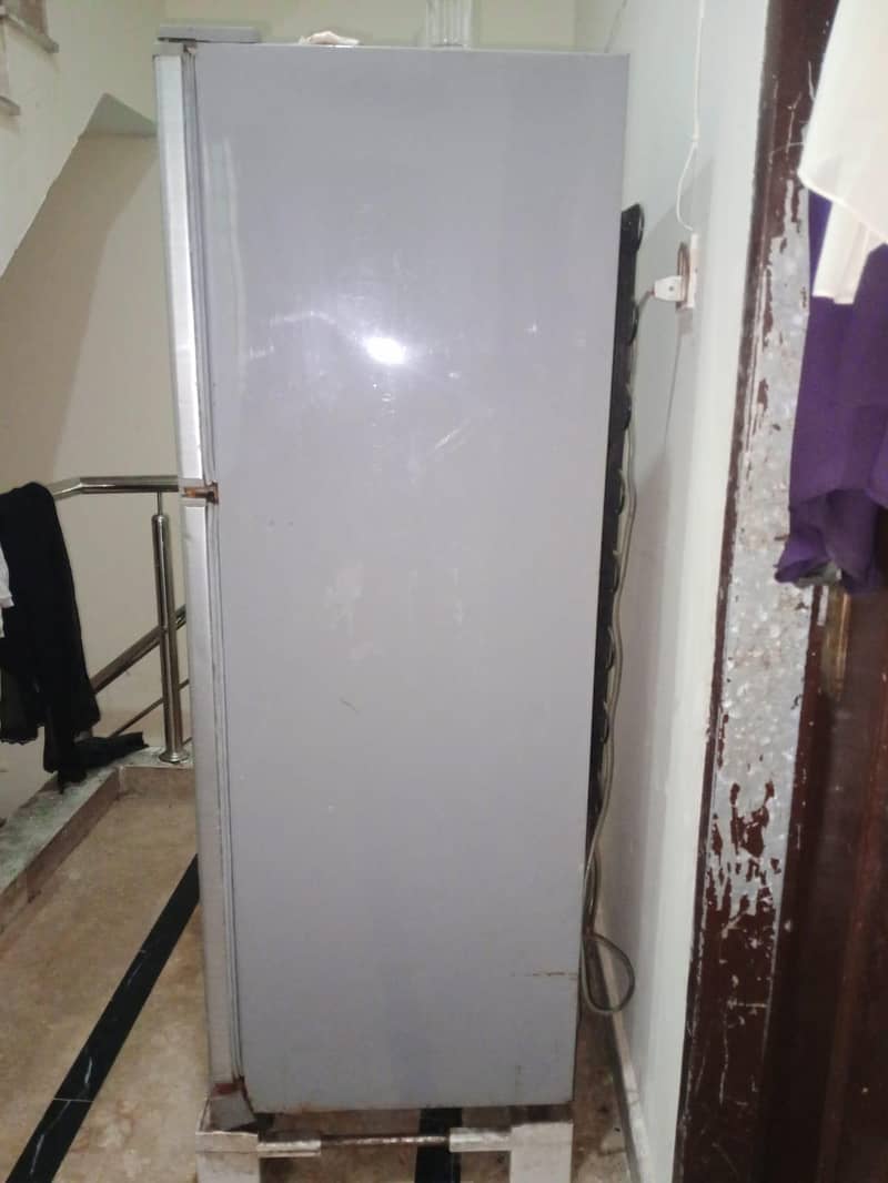 fridge 0