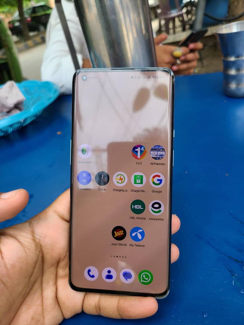 One Plus 9 Pro 6