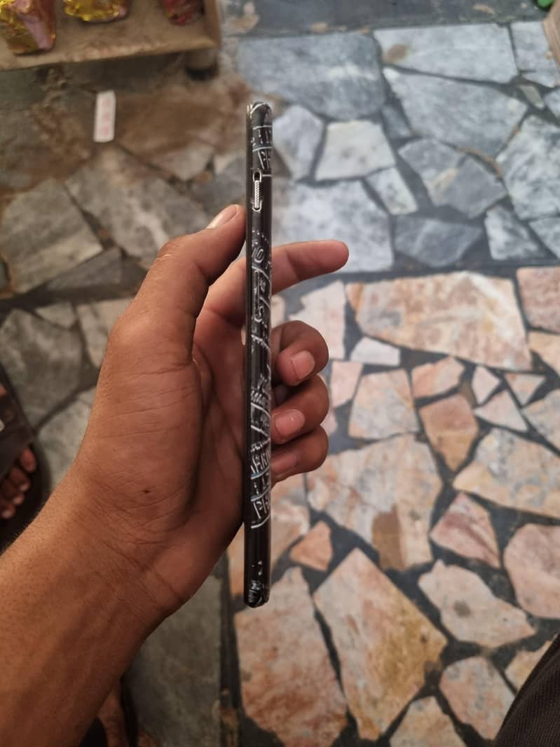 One Plus 6T 1