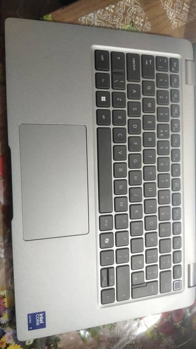 Dell Precision 3490 core ultra 16gb ram 512 ssd 4gb Nvidia gpu