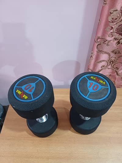 10 KG Dumbbells Pair – Excellent / Almost Unused Condition