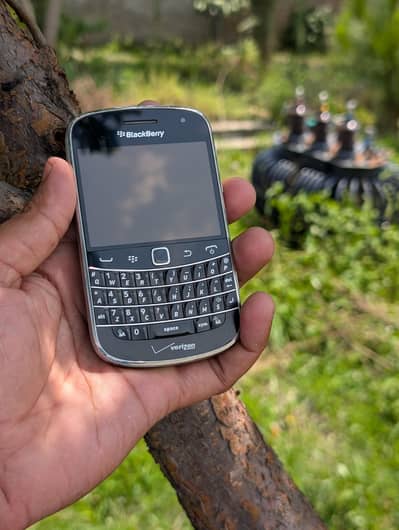 BLACKBERRYs BOLD 4  03157731988
