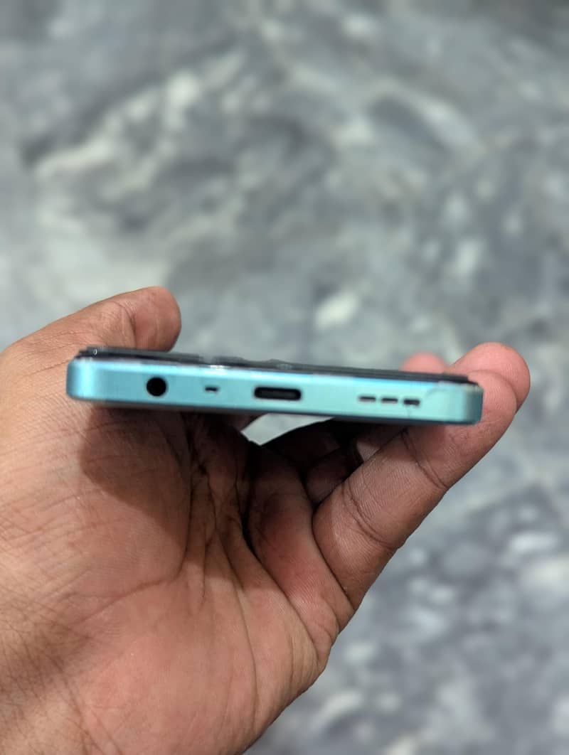 OPPO A78 1