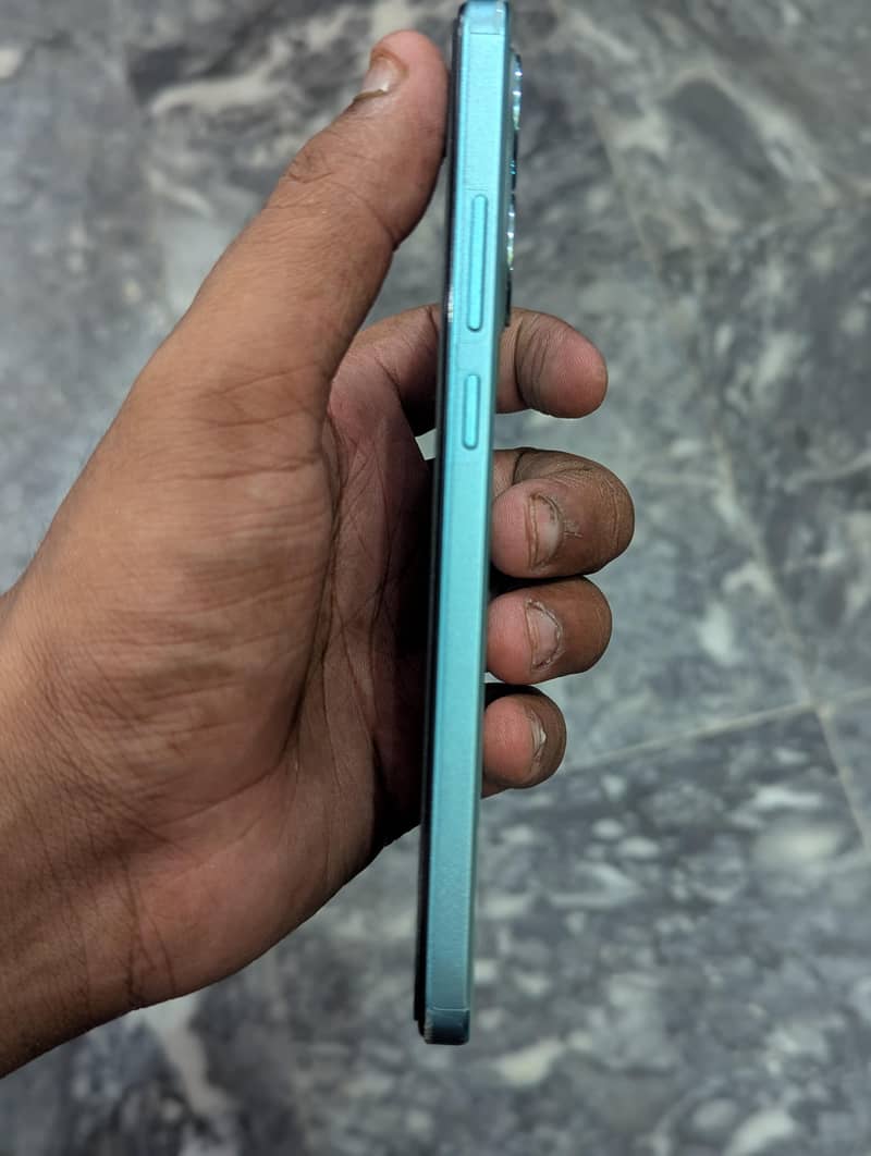 OPPO A78 2