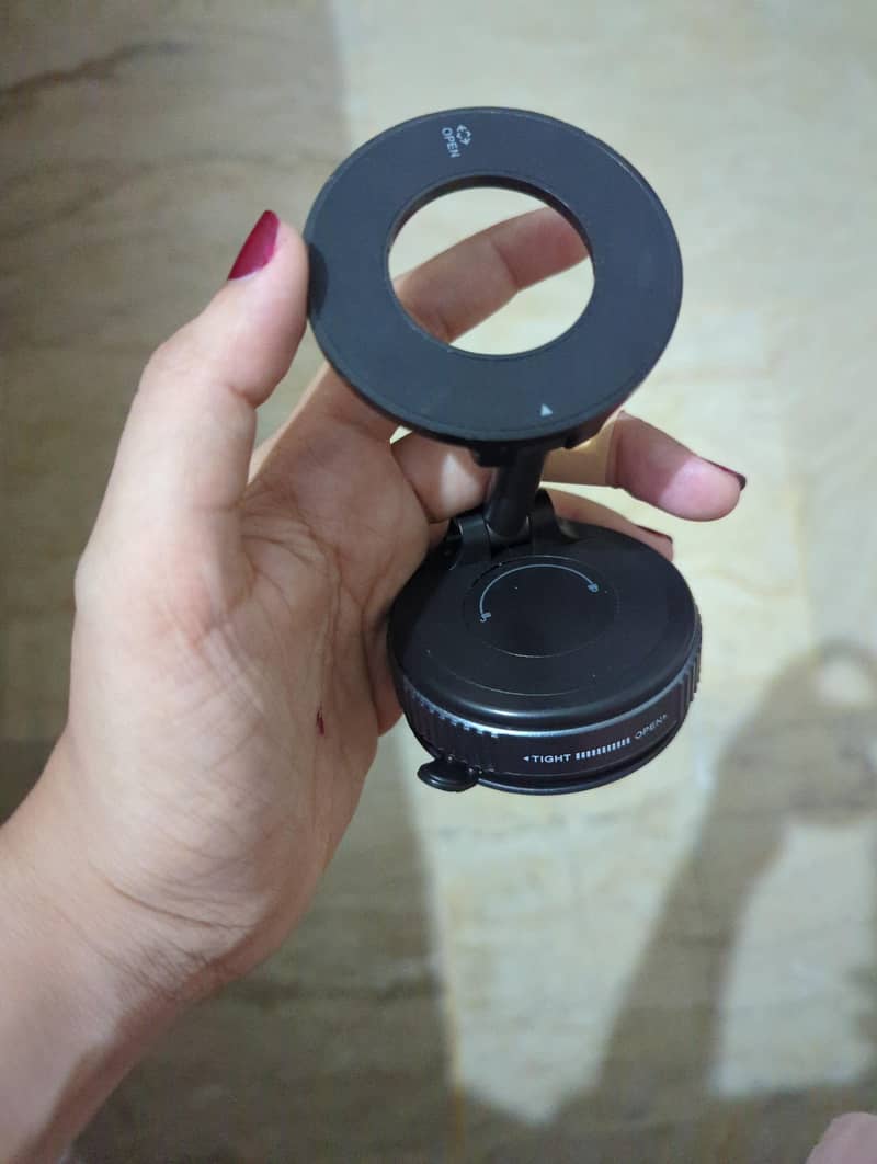 mobile holder 0