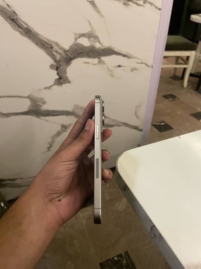 IPHONE 15 Pro Max 1