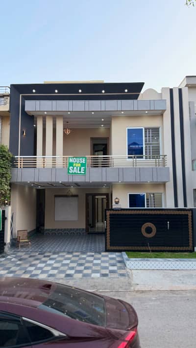 7 MARLA ELEGANT DESIGN | DOUBLE UNIT | 5 BEDROOMS | NEAR TO IMARAT MALL