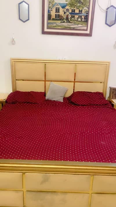 bed and side table and dressing tabale
