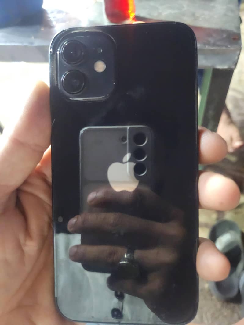 Apple iPhone 12 0