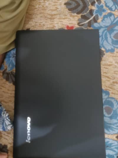 Lenovo i3 5th 8gb ram 500gb hdd