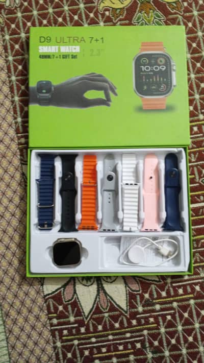 D9 ultra smart watch in new condition with 7 straps