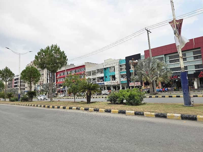 Investors Should sale This Residential Plot Located Ideally In New City 7