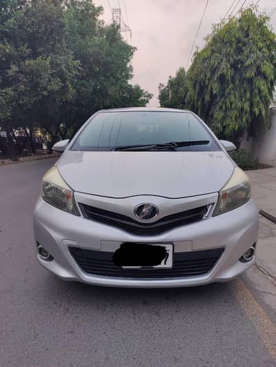 Toyota Vitz 2013
