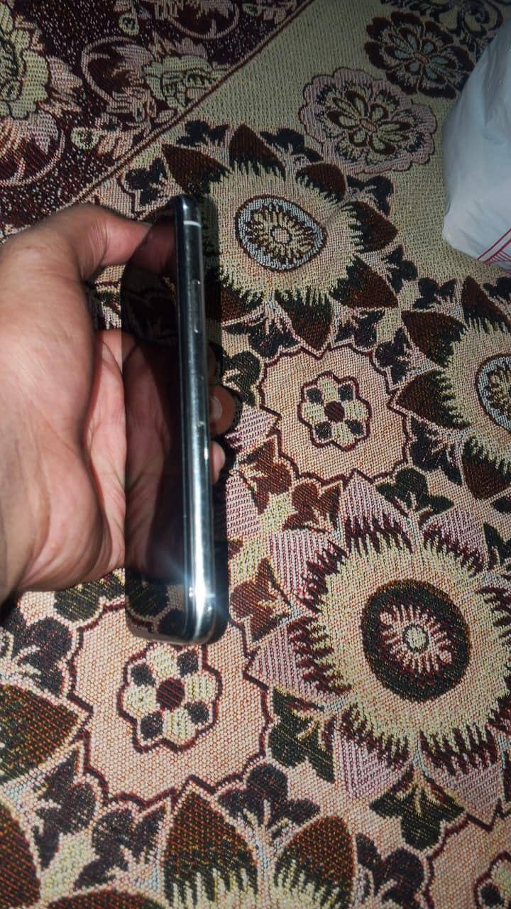 Apple iPhone X 8
