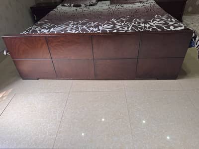 Without matress,