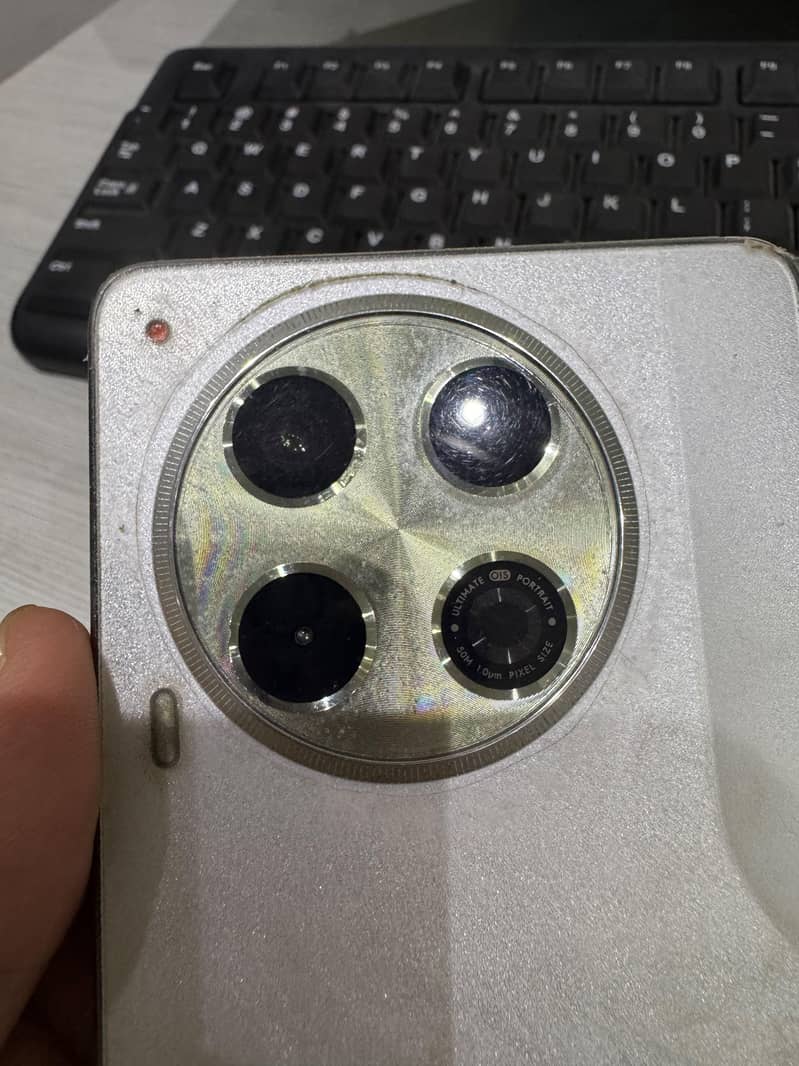 Techno camon 30 2