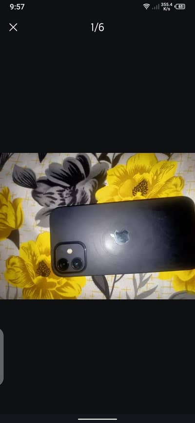 Apple iPhone 12