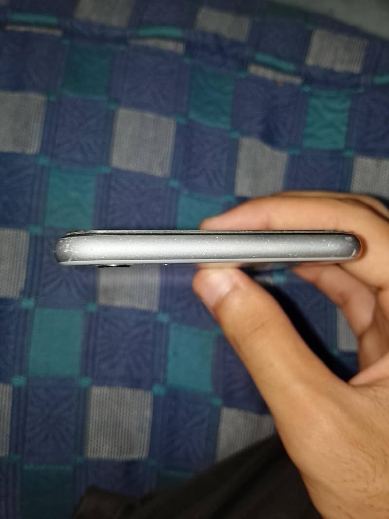 Apple iPhone 6 Plus 2