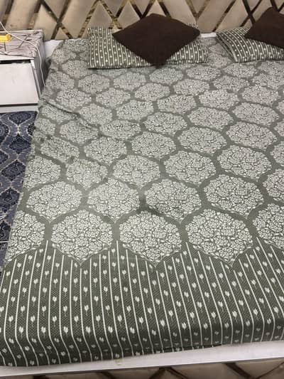 bed for sale exellent conditionn