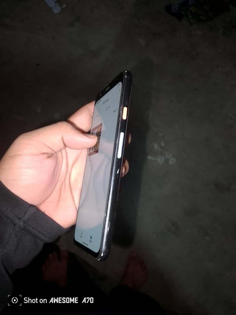 Google Pixel 4 3