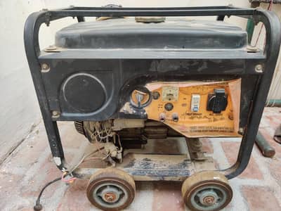 3200 volts used generator for sale
