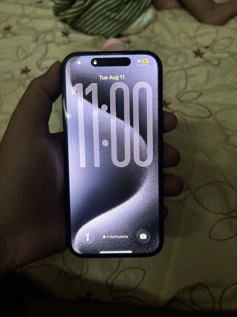 Apple iPhone 15 Pro 3