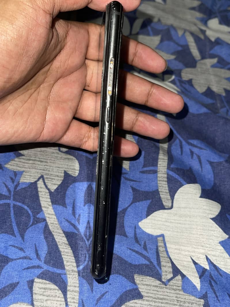 Honor 8X 3