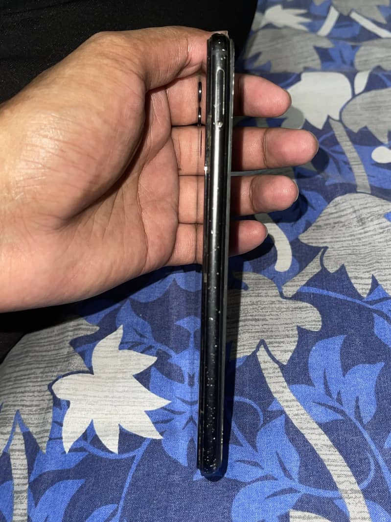Honor 8X 4