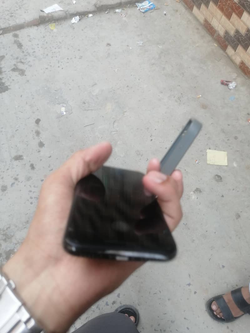 Apple iPhone X 2