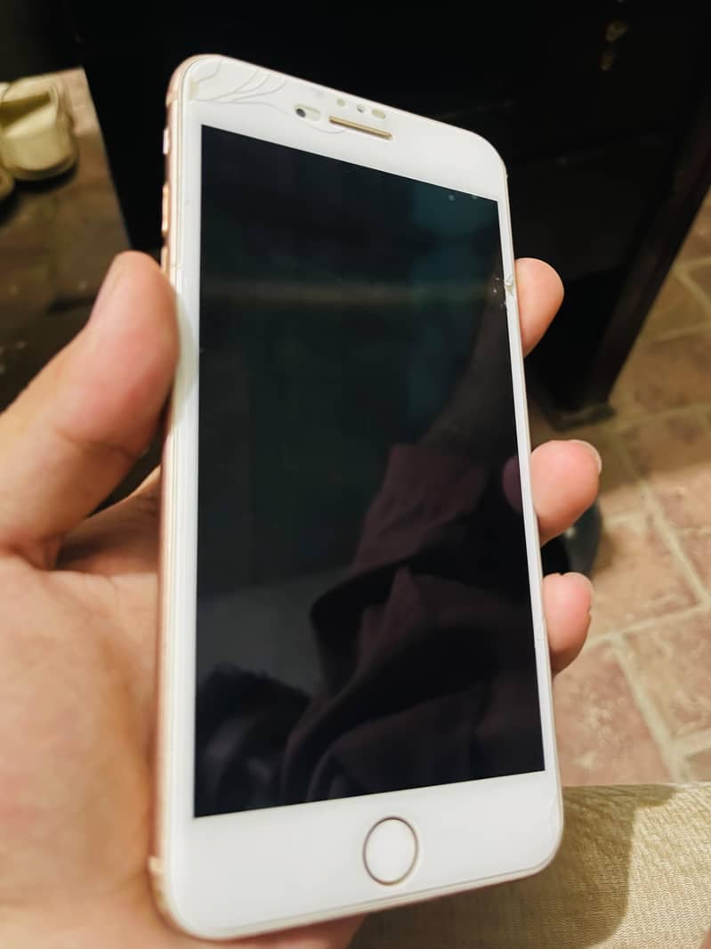 Apple iPhone 8 Plus 2