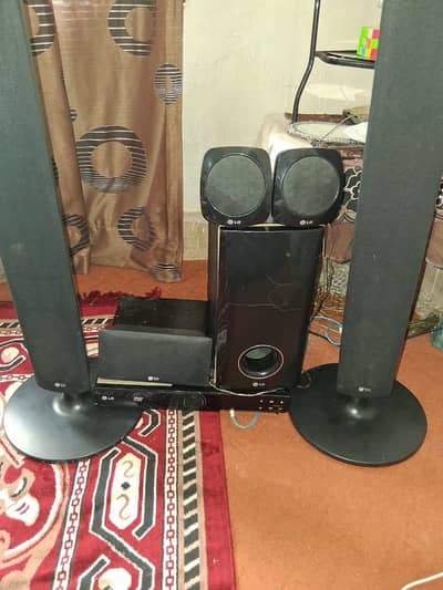 LG speekers