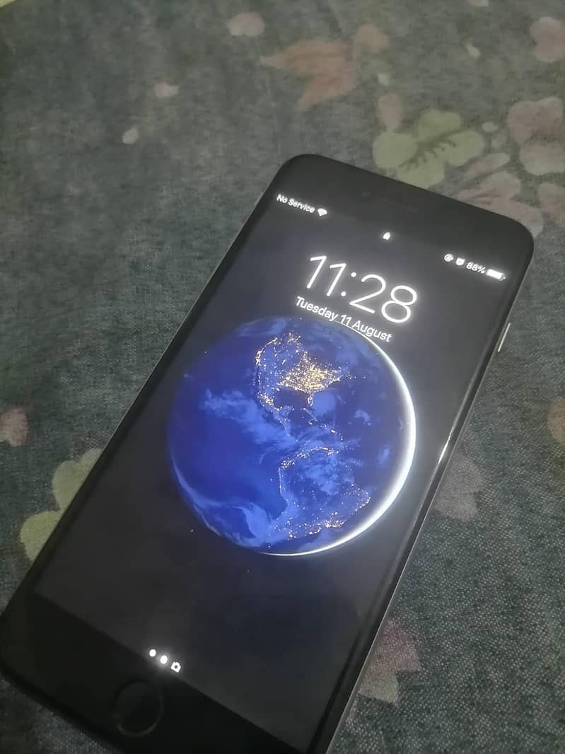 Apple iPhone 6 Plus 7