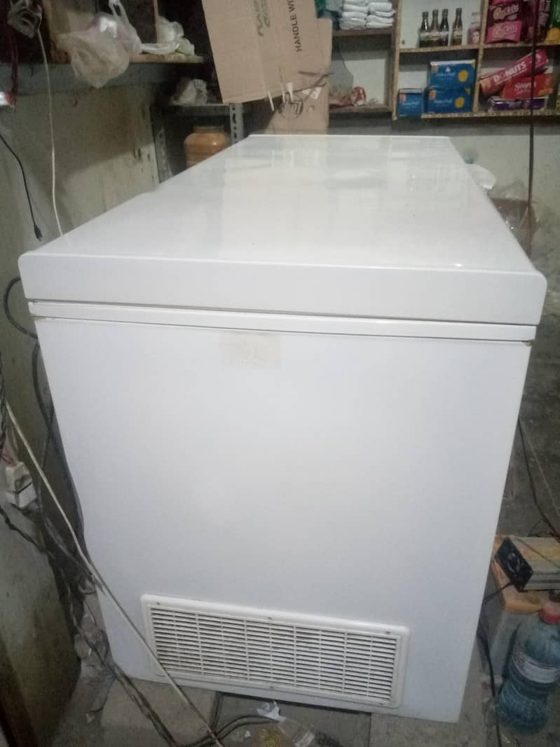 waves deep freezer 2