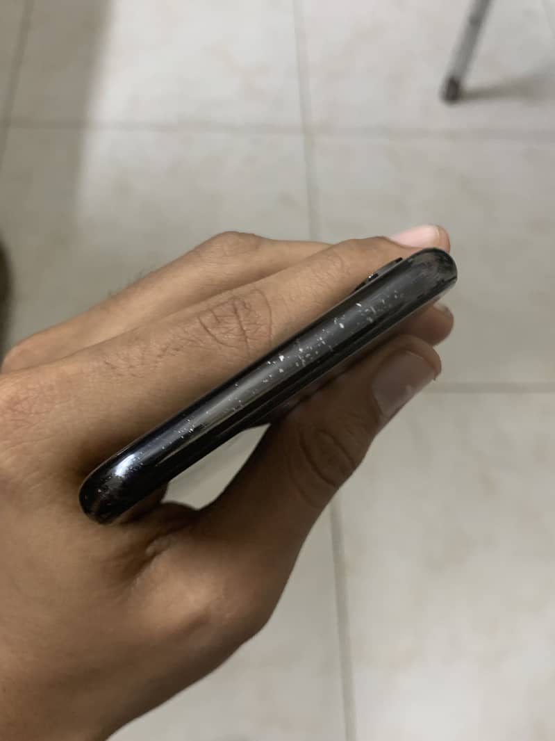 Apple iPhone X 2