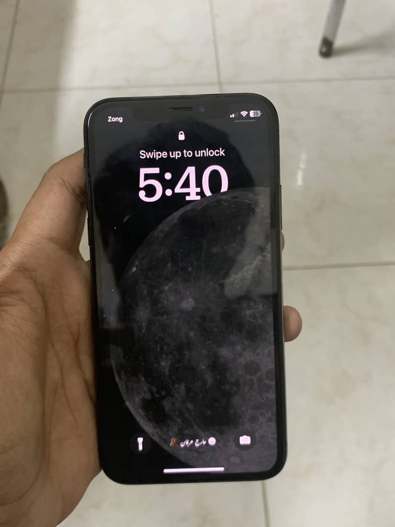 Apple iPhone X 5