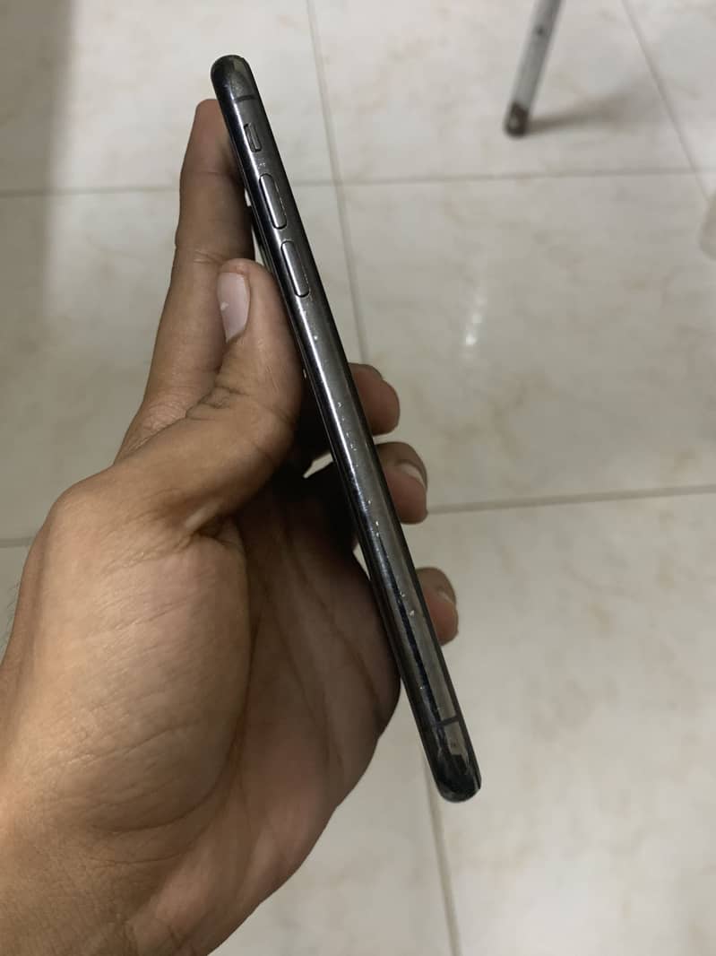 Apple iPhone X 10
