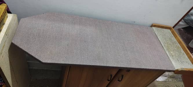 Iran table in good condition