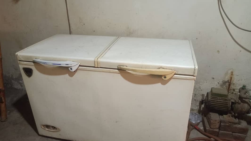 فروخت کے لیے ہوٹل کا تمام سامان 6
