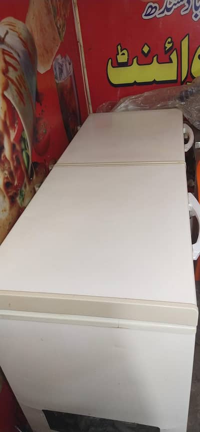 10/9.5 condition jumbo size  shop pr use ho rhi hai