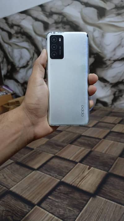 OPPO A16