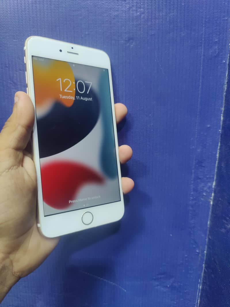 Apple iPhone 6S Plus 3