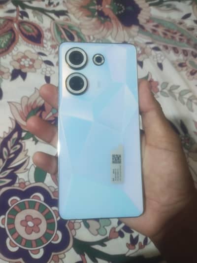 Tecno CAMON 20