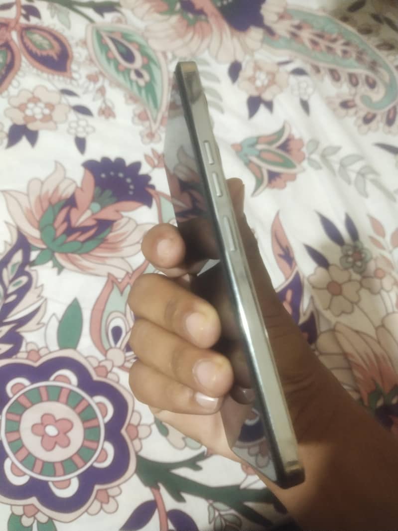 Tecno CAMON 20 3