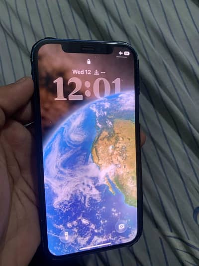 Apple iPhone 12