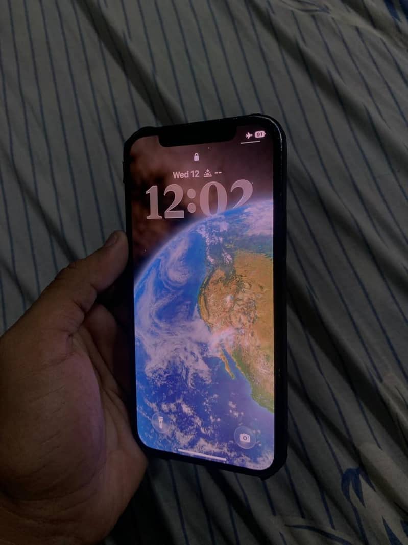 Apple iPhone 12 1