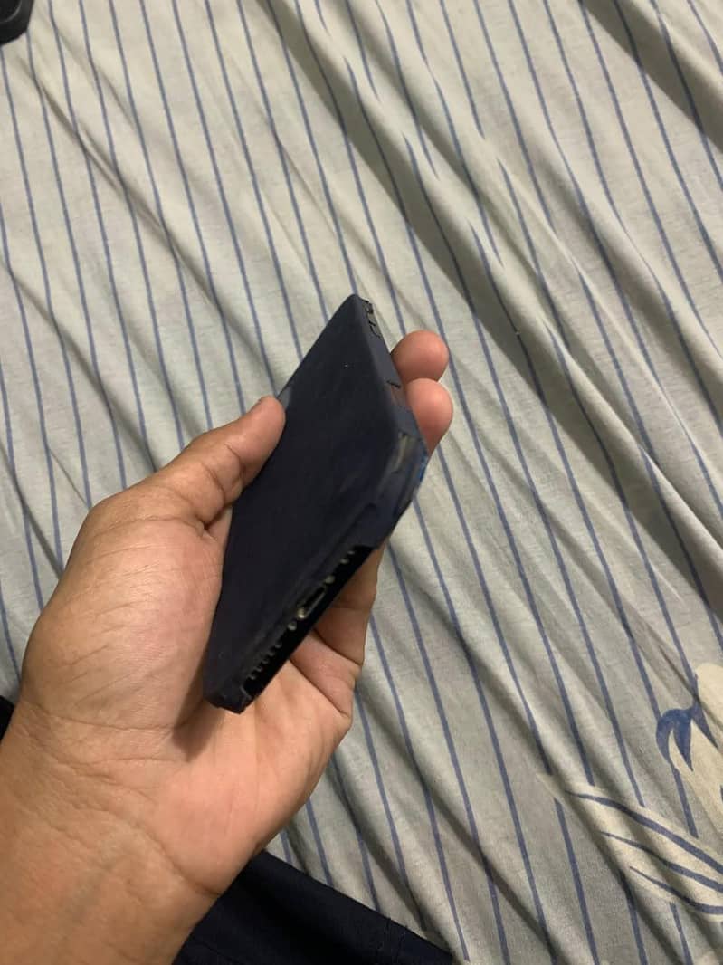 Apple iPhone 12 5