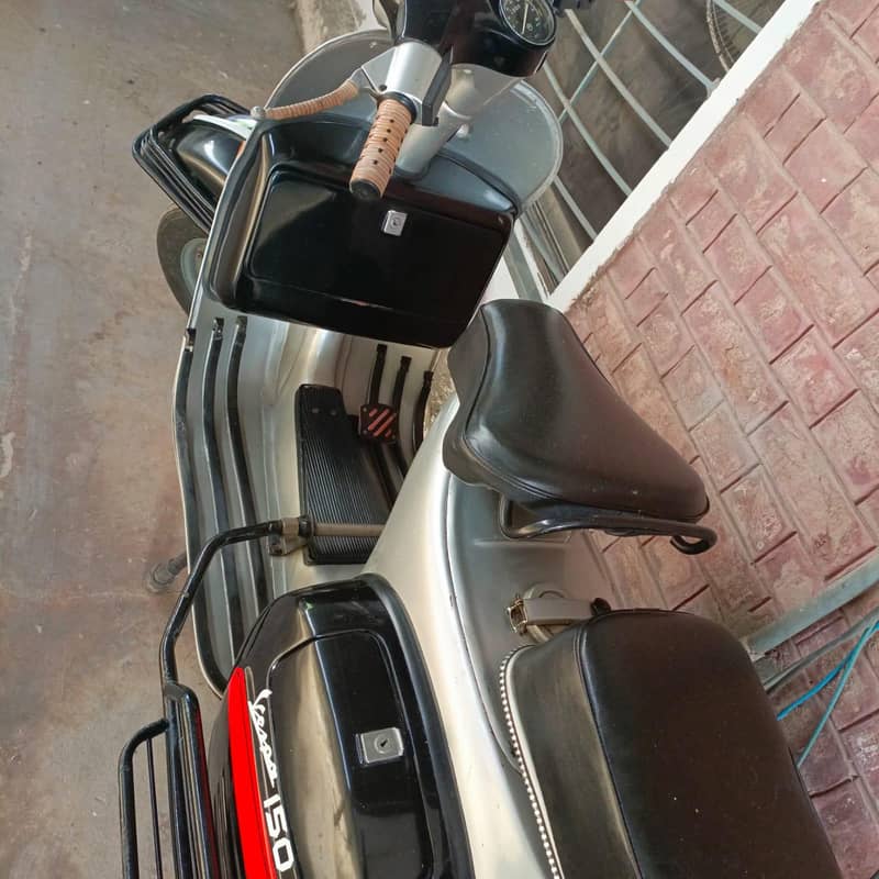 Vespa 1981 5