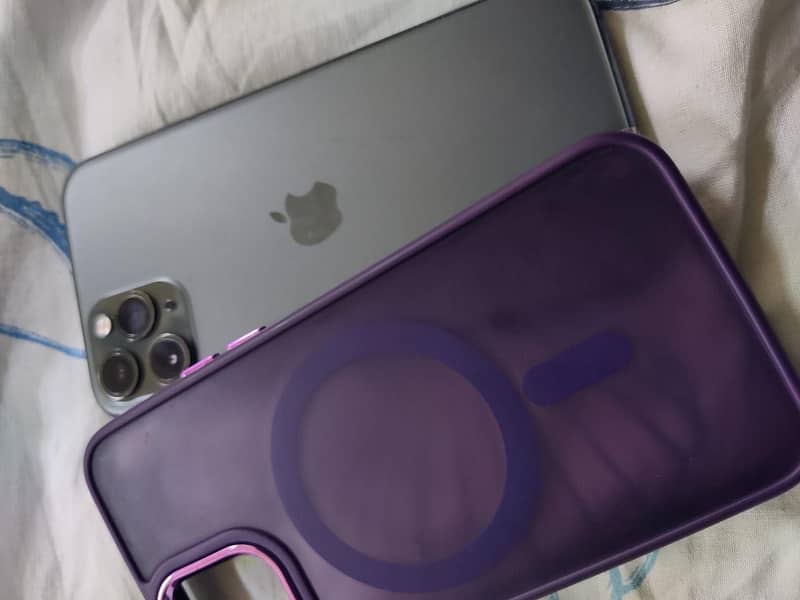 Apple iPhone 11 Pro 1