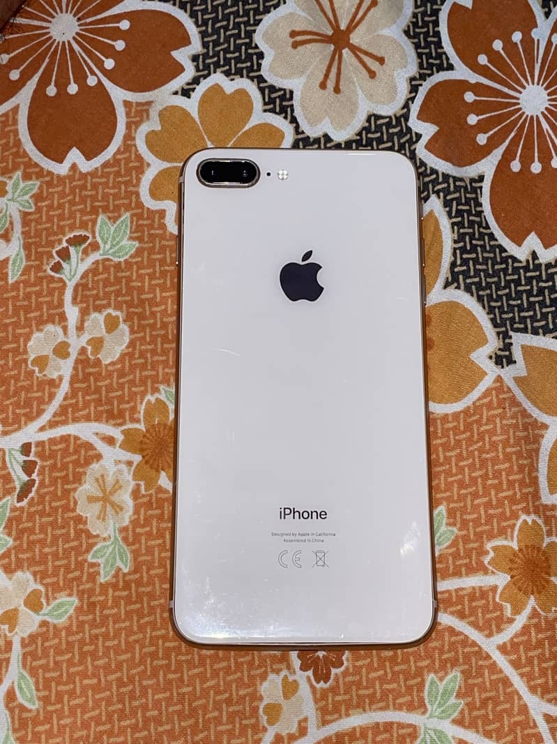 Apple iPhone 8 Plus 7