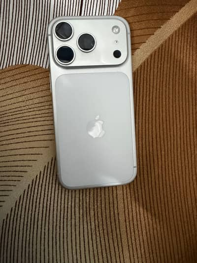 i Phone 17 Pro Officel Pta Approved